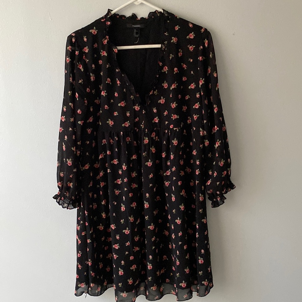 NWOT Forever 21 Large Floral print dress